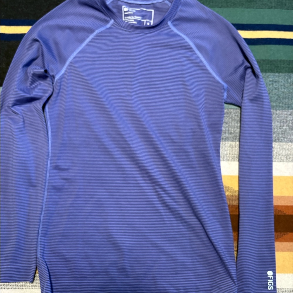 Figs Striped Perwinkle/Navy Long Sleeve Top. Salta Underscrub.